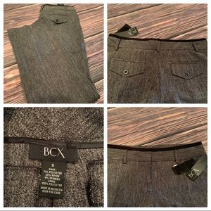 BCX dress pants size 5
NWT
B345